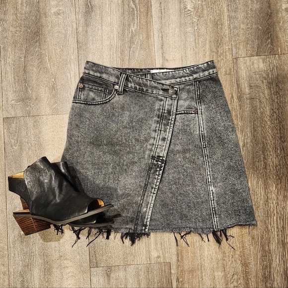 *NWOT* Free People We The Free Parker Wrap Mini Skirt - Picture 2 of 6
